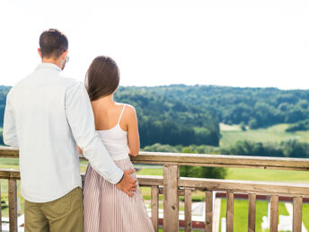 Wellness-Auszeit im Südburgenland inkl. Panorama Außenpool, Überwassermassage, 5-Gang Menü, NaturSPA