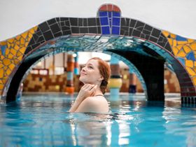 4 Tage Thermenurlaub im größten bewohnbaren Gesamtkunstwerk Österreichs inkl. Eintritt