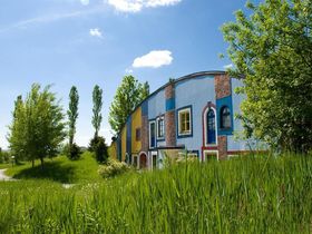 4 Tage Thermenurlaub im größten bewohnbaren Gesamtkunstwerk Österreichs inkl. Eintritt