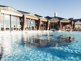 3 Tage Romantik-Thermenurlaub inkl. Candle-Light Dinner – Loipersdorf