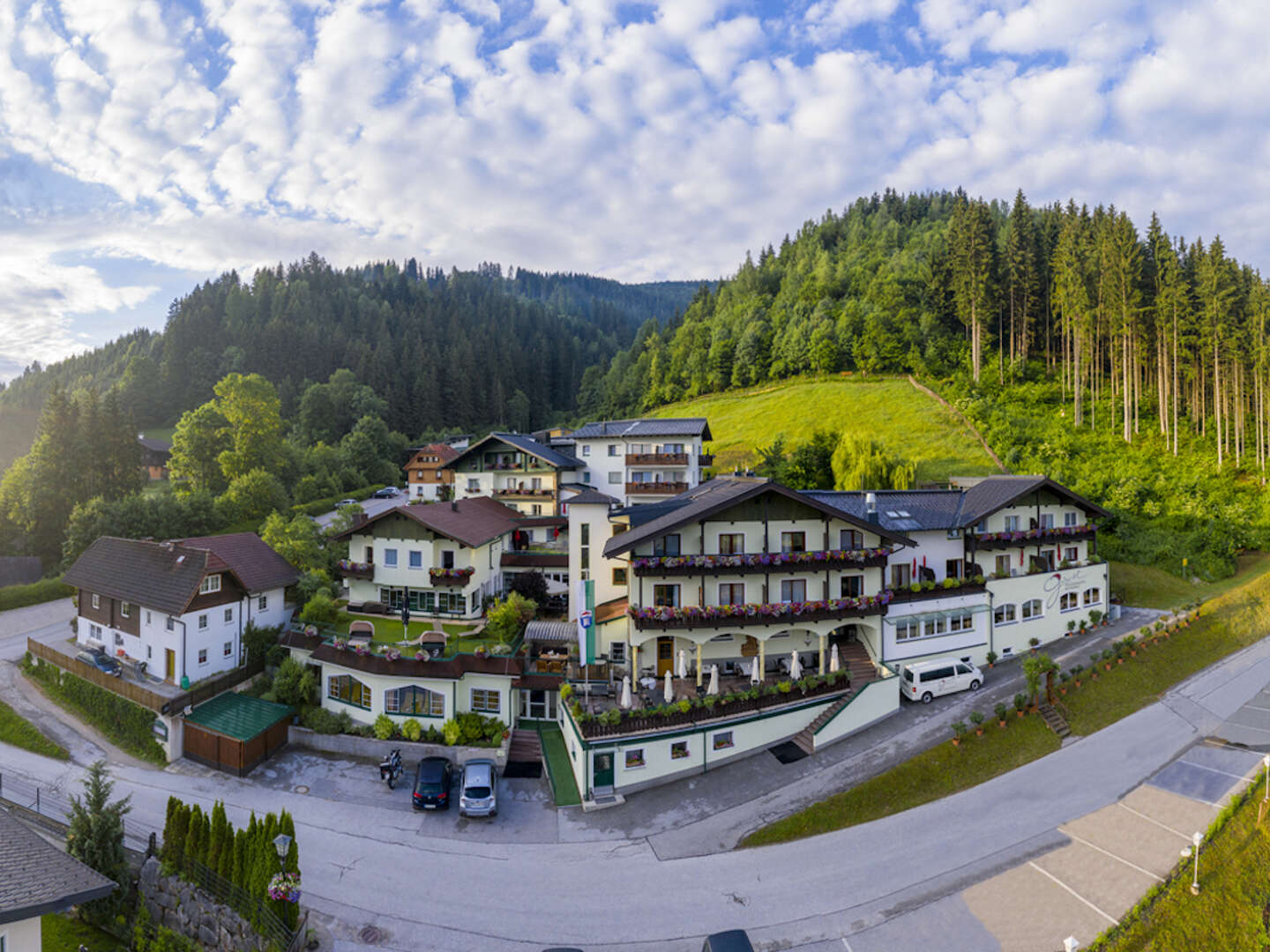 Sonnenskilauf in der Region Schladming-Dachstein | direkt an der Seilbahn| 3 Nächte