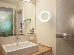 Genussvolle Auszeit zu Zweit - Romantikurlaub mit Candle-Light-Dinner & VinoSPA | 2 Nächte