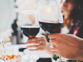 Genussvolle Auszeit zu Zweit - Romantikurlaub mit Candle-Light-Dinner & VinoSPA | 2 Nächte