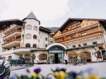 Wellness Kurztrip inkl. Lichttherapie & Massage im Stubaital
