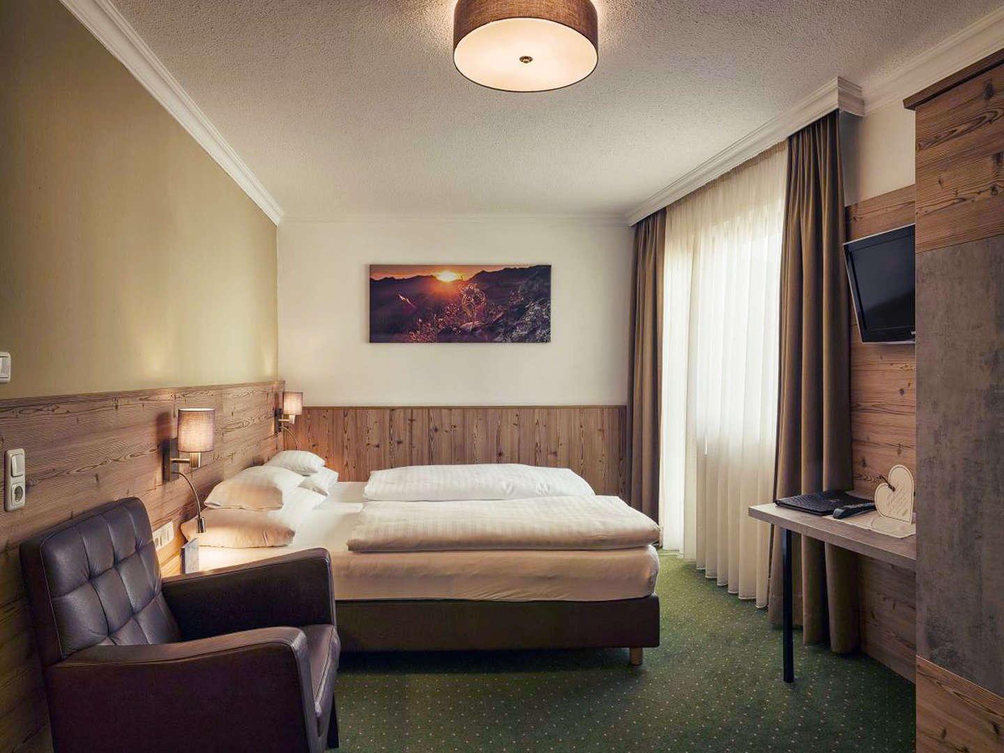 Wellness Kurztrip inkl. Lichttherapie & Massage im Stubaital
