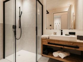 Schneeschuhwandern.....auf Winters Spuren