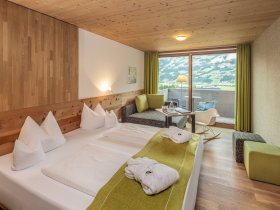 Winter im Tiroler Zillertal - Wellness & Berge | 3 Nächte