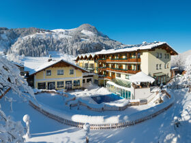 Winterliche Auszeit in imposanter Bergkulisse der Salzburger Sportwelten | 4 Nächte