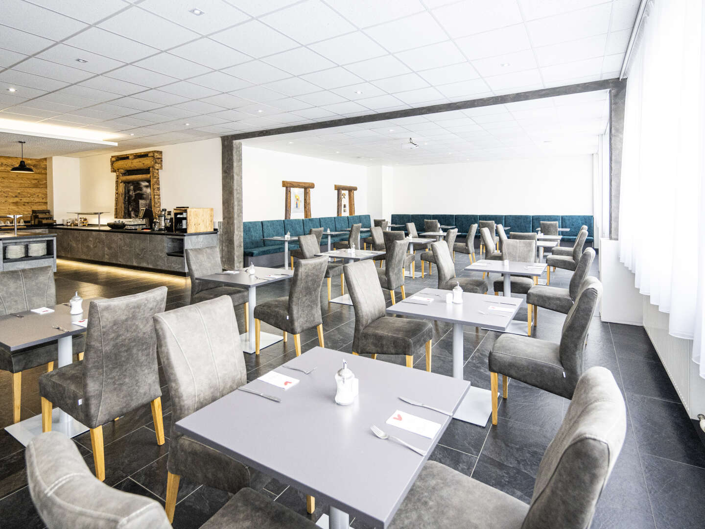 Glücklich erfüllt |  3 Tage Kurzurlaub in der Therme Aqualux inkl. Therme & Vitadome