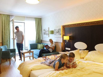 7 Nächte Familien-Sommerhit im 4*S Schlosshotel Lacknerhof 