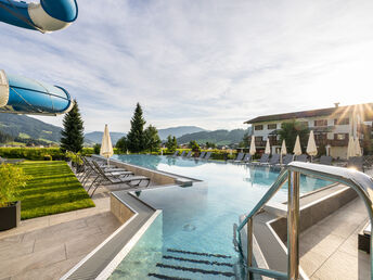 7 Nächte Familien-Sommerhit im 4*S Schlosshotel Lacknerhof 