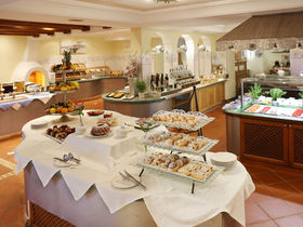 HERBST Wandern & Wellness im 4*S Schlosshotel Lacknerhof