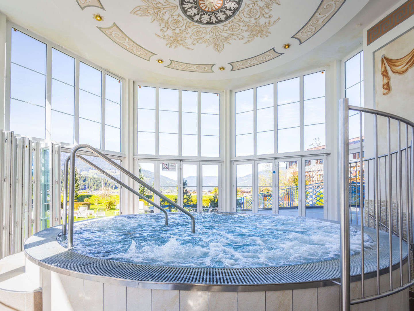 7 Nächte Familien-Sommerhit im 4*S Schlosshotel Lacknerhof 