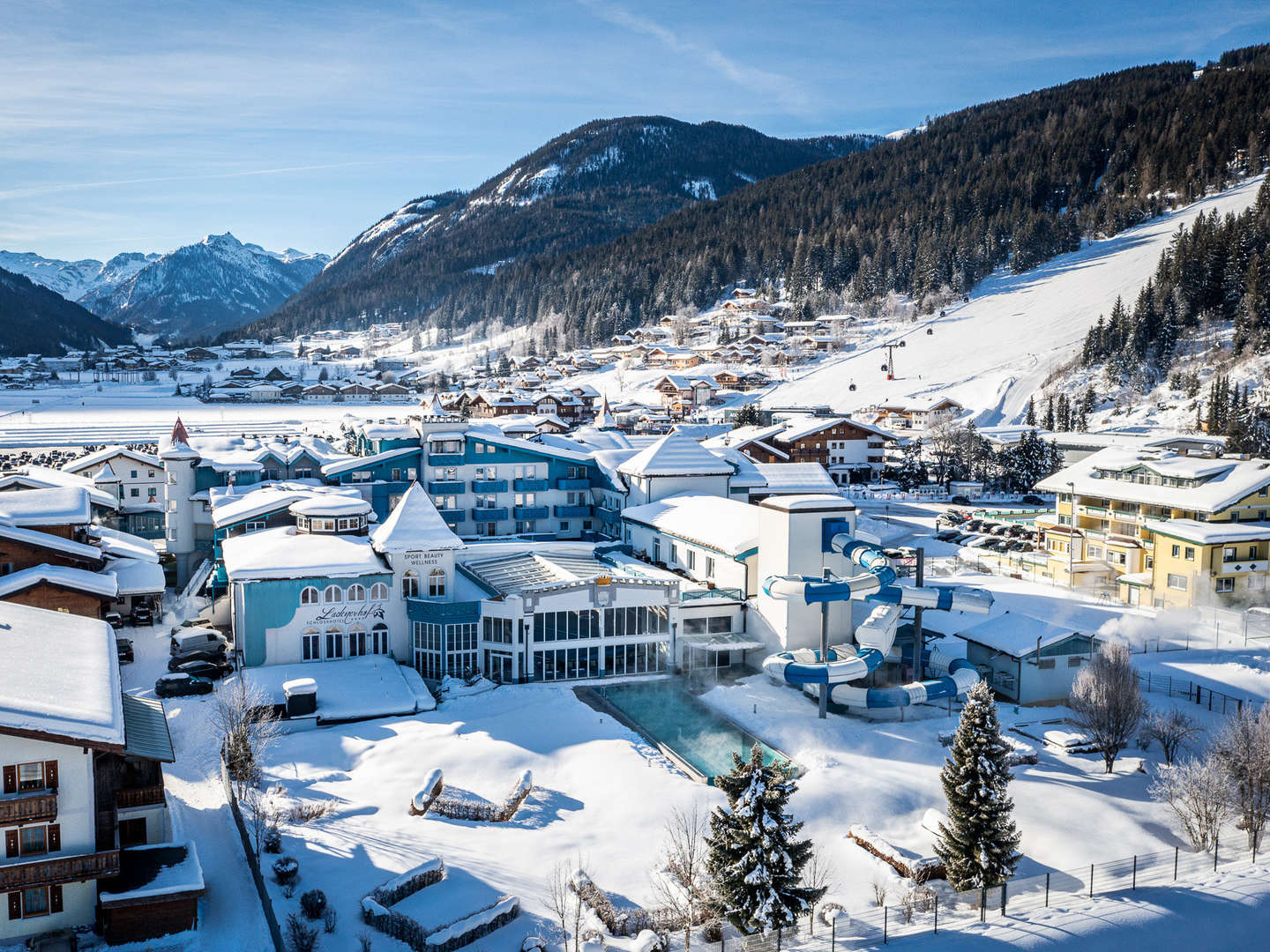 7 Nächte Familien-Sommerhit im 4*S Schlosshotel Lacknerhof 