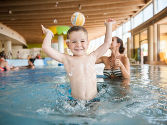 Familienurlaub in Lutzmannsburg MIT Frühstück und MIT Therme | 5 volle Tage | 4 Nächte
