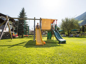 Stubaier Bergweihnacht inkl. Weihnachtsfeier & Galadiner | 4 Nächte