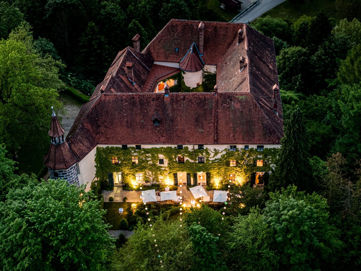 Romantische Tage im Ferienhaus nahe dem Schloss Ernegg inkl. einer Flasche Rotwein | 6 Nächte