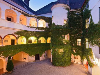Romantische Tage im Ferienhaus nahe dem Schloss Ernegg inkl. einer Flasche Rotwein | 6 Nächte