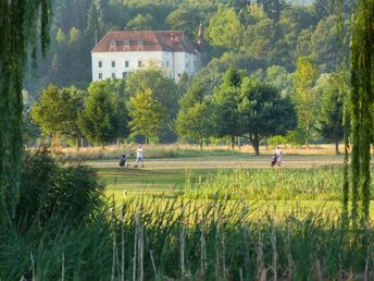 Romantische Tage im Ferienhaus nahe dem Schloss Ernegg inkl. einer Flasche Rotwein | 6 Nächte