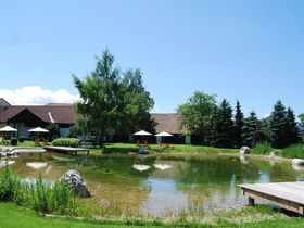 Familienurlaub inkl. Eintritt in die Erlebniswelt Therme AquaLux | 1 Kind bis 13,9 gratis | 4 Nächte