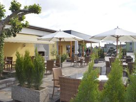 Familienurlaub inkl. Eintritt in die Erlebniswelt Therme AquaLux | 1 Kind bis 13,9 gratis | 4 Nächte