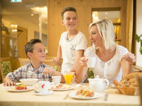 Sommerurlaub in der Steiermark - Badespaß im Stubenbergsee | 6 Nächte