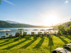 Kurzurlaub am Millstätter See mit Privatstrand & Infinitypool | 2 Nächte