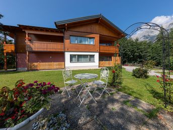 Romantischer Winterzauber mit 4 Pfoten im 4* Hotel Almfrieden