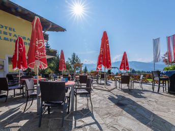 Romantischer Winterzauber mit 4 Pfoten im 4* Hotel Almfrieden