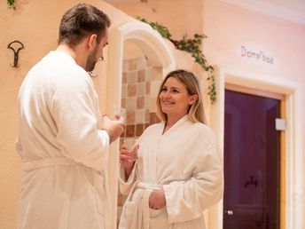 Romantischer Winterzauber mit 4 Pfoten im 4* Hotel Almfrieden