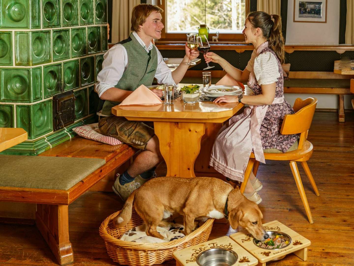 Romantischer Winterzauber mit 4 Pfoten im 4* Hotel Almfrieden