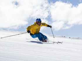 Winterstart-Skiopening im Naudererhof