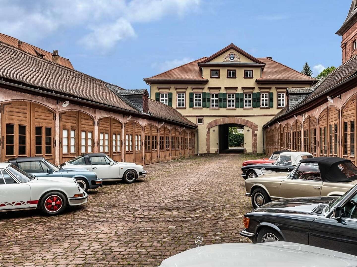 Classic Cars und Cabrios - Ausfahrt ins Grüne