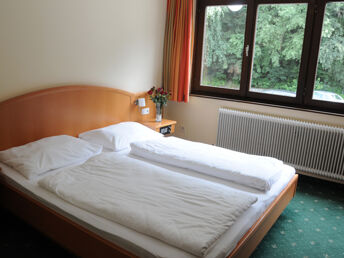 Bild 9 von 32