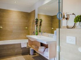 2 Tage Pfötchen- Reise an den Großbehnitzer See- 2 Hunde reisen Gratis!