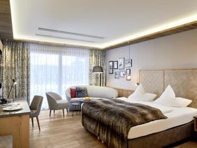 Wandertage im 4*S Hotel im Zillertal inkl. geführter Wanderungen | 4 Nächte A