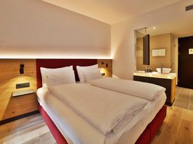 Romantikurlaub - Genussvoll mit Süßem & Prosecco an der Donau | 3 Nächte