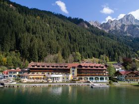 7 Tage 4*-Wellness direkt am See in Tirol ohne Kinder