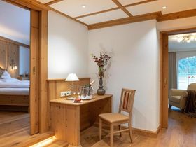 7 Tage 4*-Wellness direkt am See in Tirol ohne Kinder