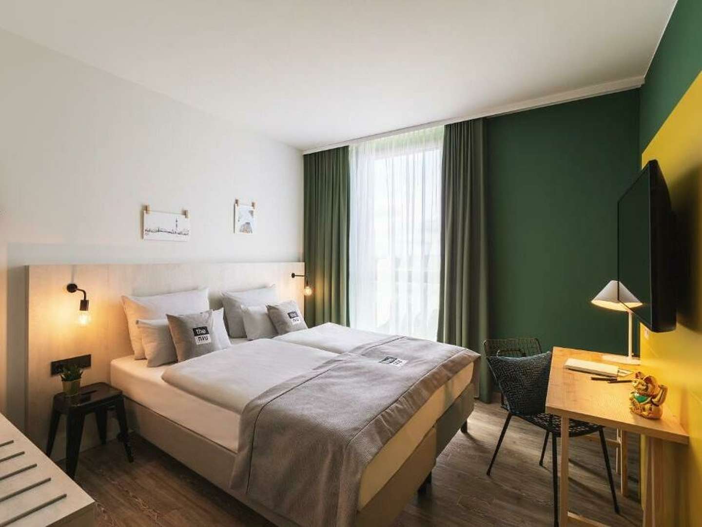 Metropolen-Kurzurlaub in Düsseldorf am Rheinufer | 3 Tage