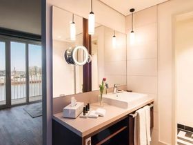 2 Tage THE LIBERTY Hotel Bremerhaven & das Klimahaus erleben