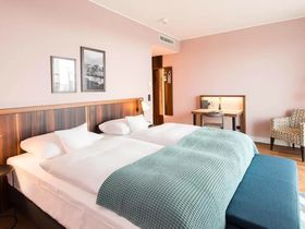 2 Tage THE LIBERTY Hotel Bremerhaven & das Klimahaus erleben