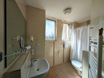 Bild 23 von 25