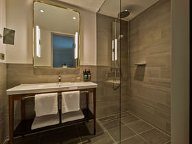 Kurzurlaub im neu eröffneten voco The Hague - 3 Tage