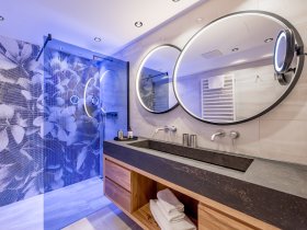 6 Tage Ski Magic Zauber und Wellnessauszeit im 5* Sport- & Genusshotel Silvretta in Ischgl  