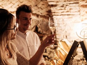 Entspannter Thermenurlaub inkl. Eintritt in die Therme der Ruhe & Sektverkostung 