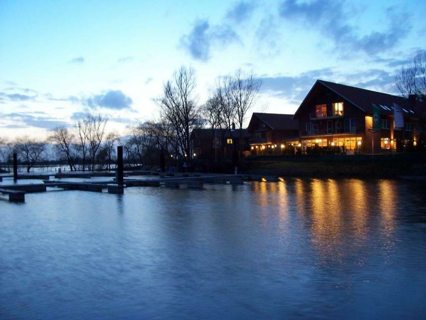  Einfach ans Wasser... 7 Tage direkt an Weserradweg bei Bremen