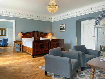 Bild 8 von 28