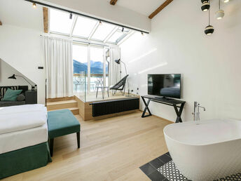 Bild 10 von 28