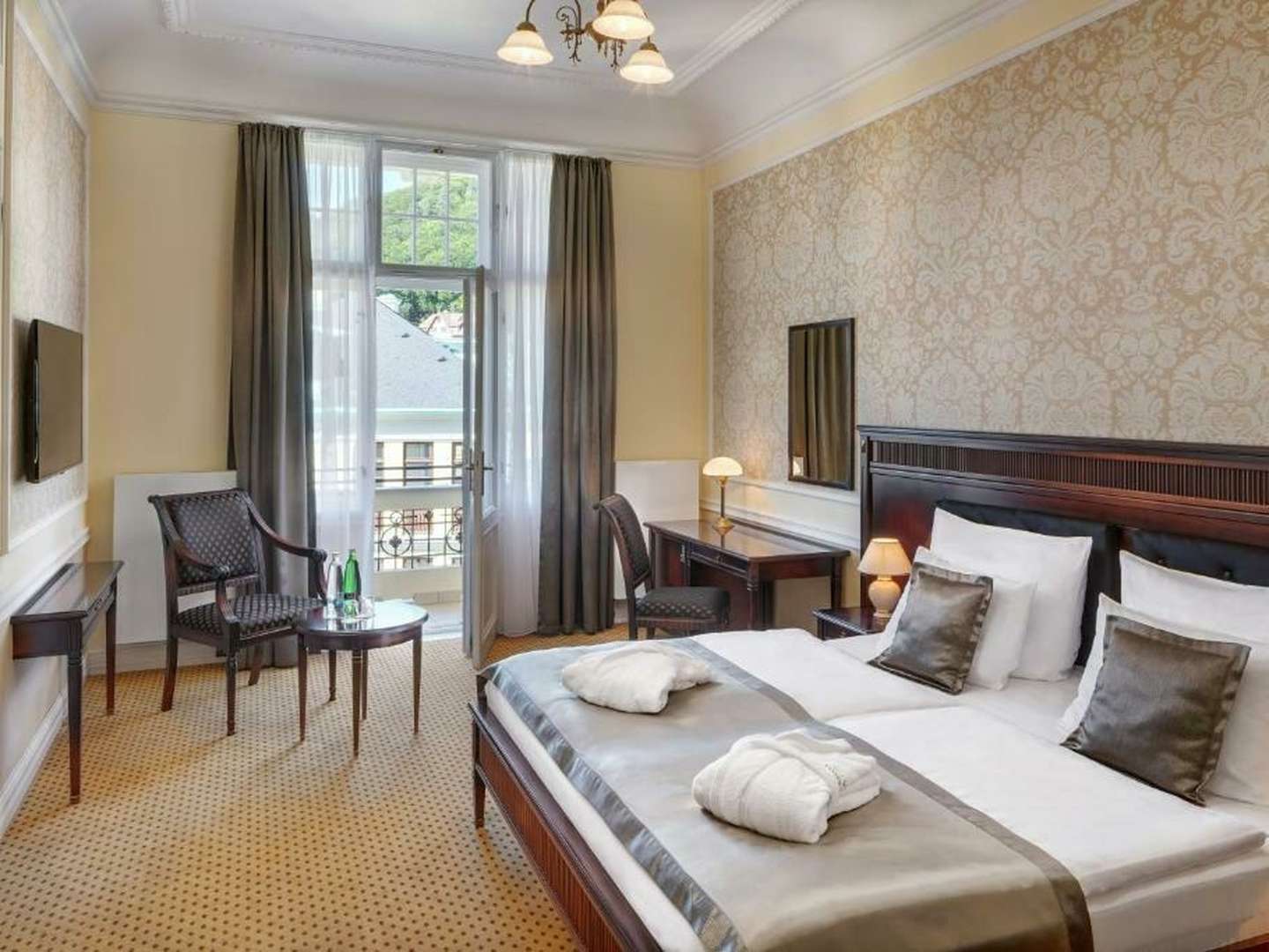 Anti-Stress-Aufenthalt im Luxury Spa Hotel Olympic Palace in Karlsbad - 3 Nächte 